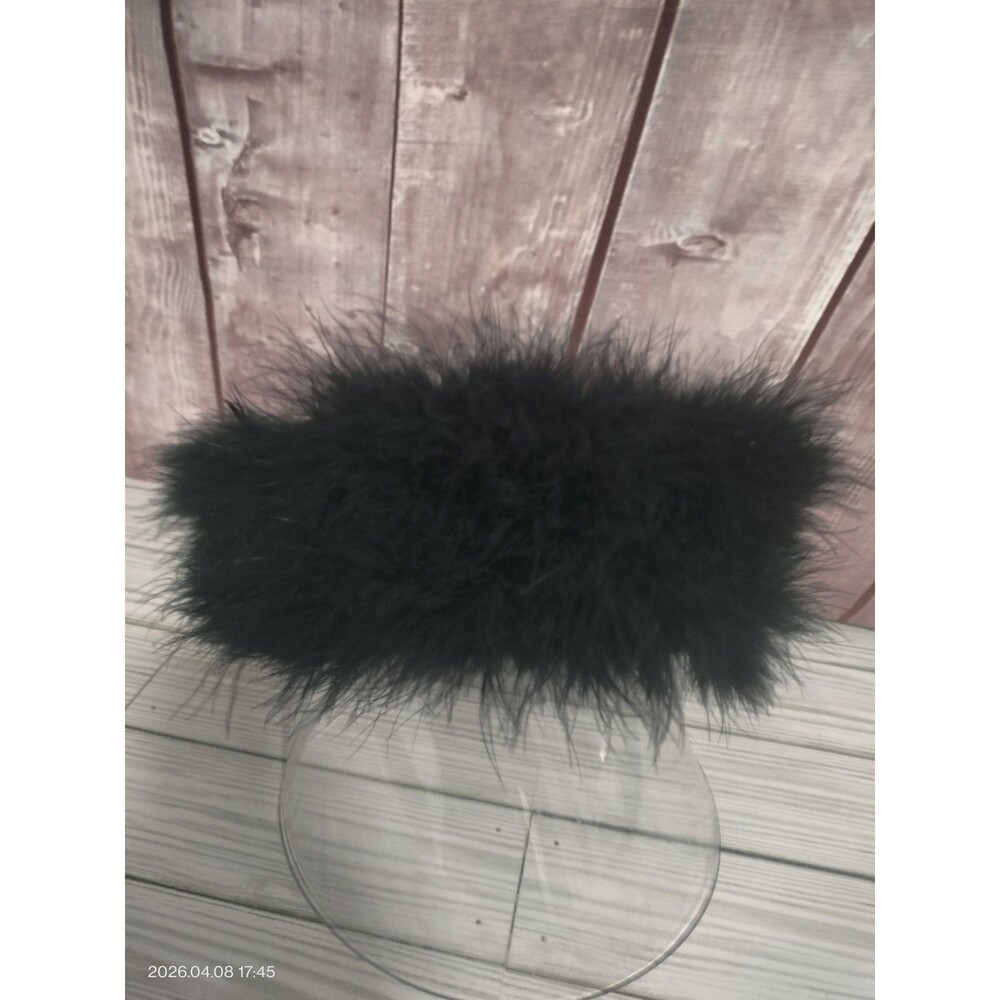 Women's black faux fur Cossack or Russian-style winter hat - Picture 2 of 8